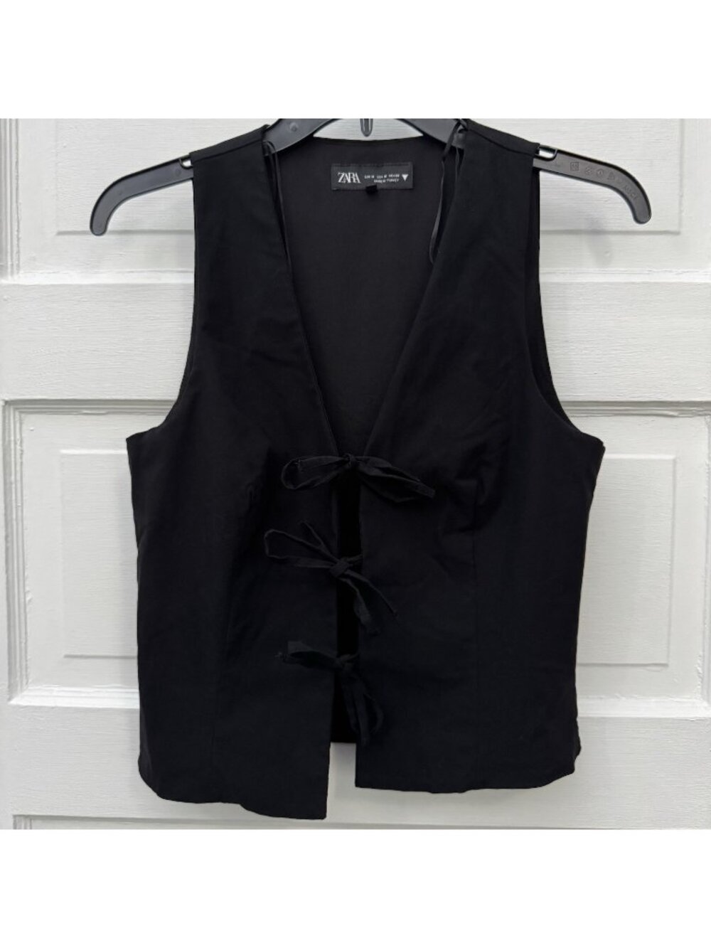Zara Women’s Black Bow Tie Front Waistcoat Vest Sleeveless Top M